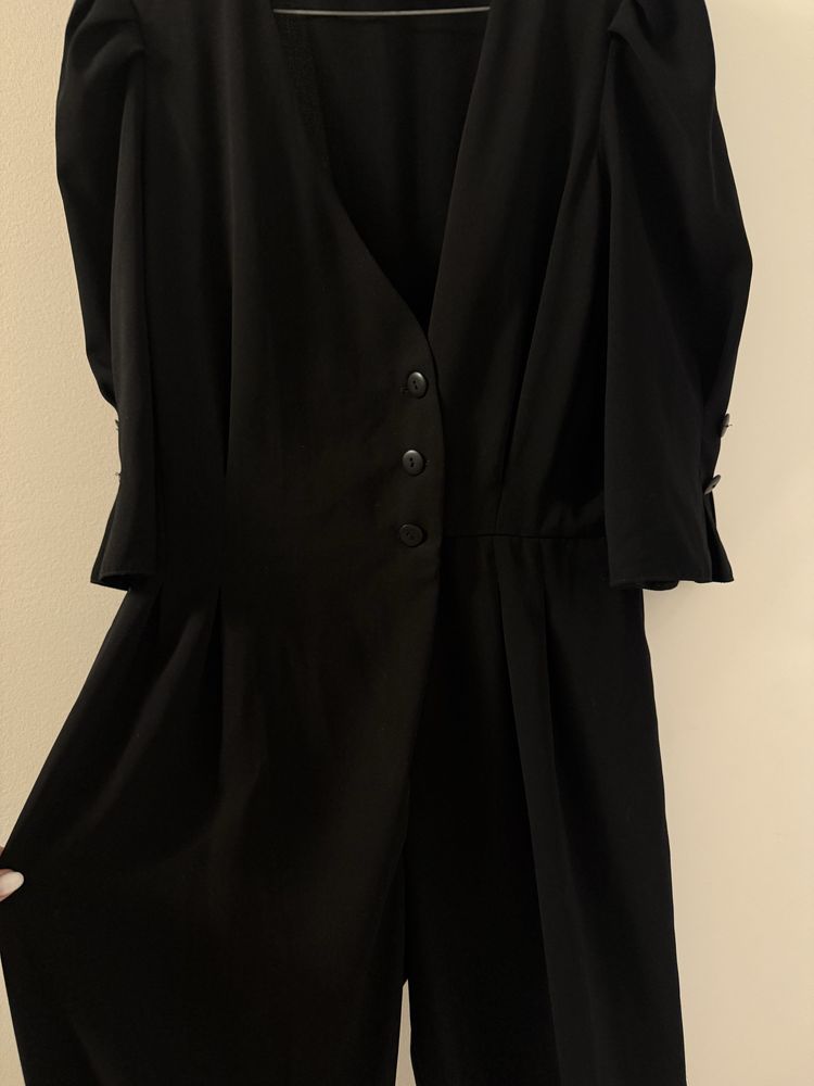 Salopeta tip pantaloni neagra cu nasturi