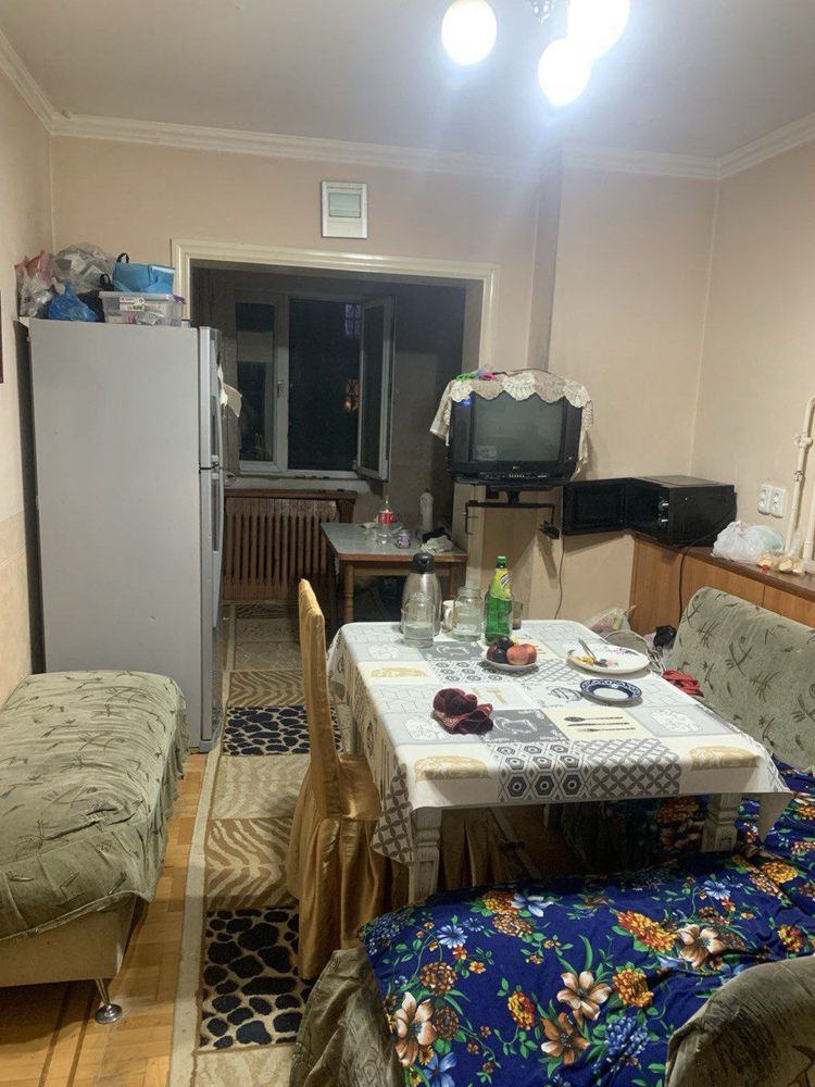 Продается юнусабад-17кв 3-х ком