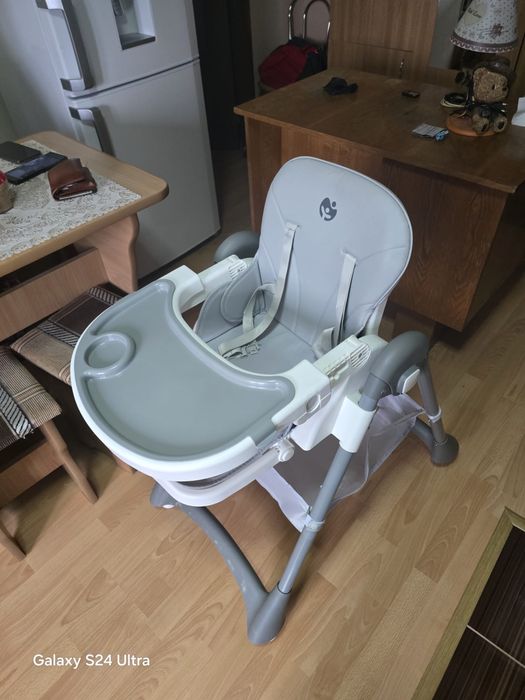 Vand scaun masa bebe Tulano, pliabil, impermeabil.