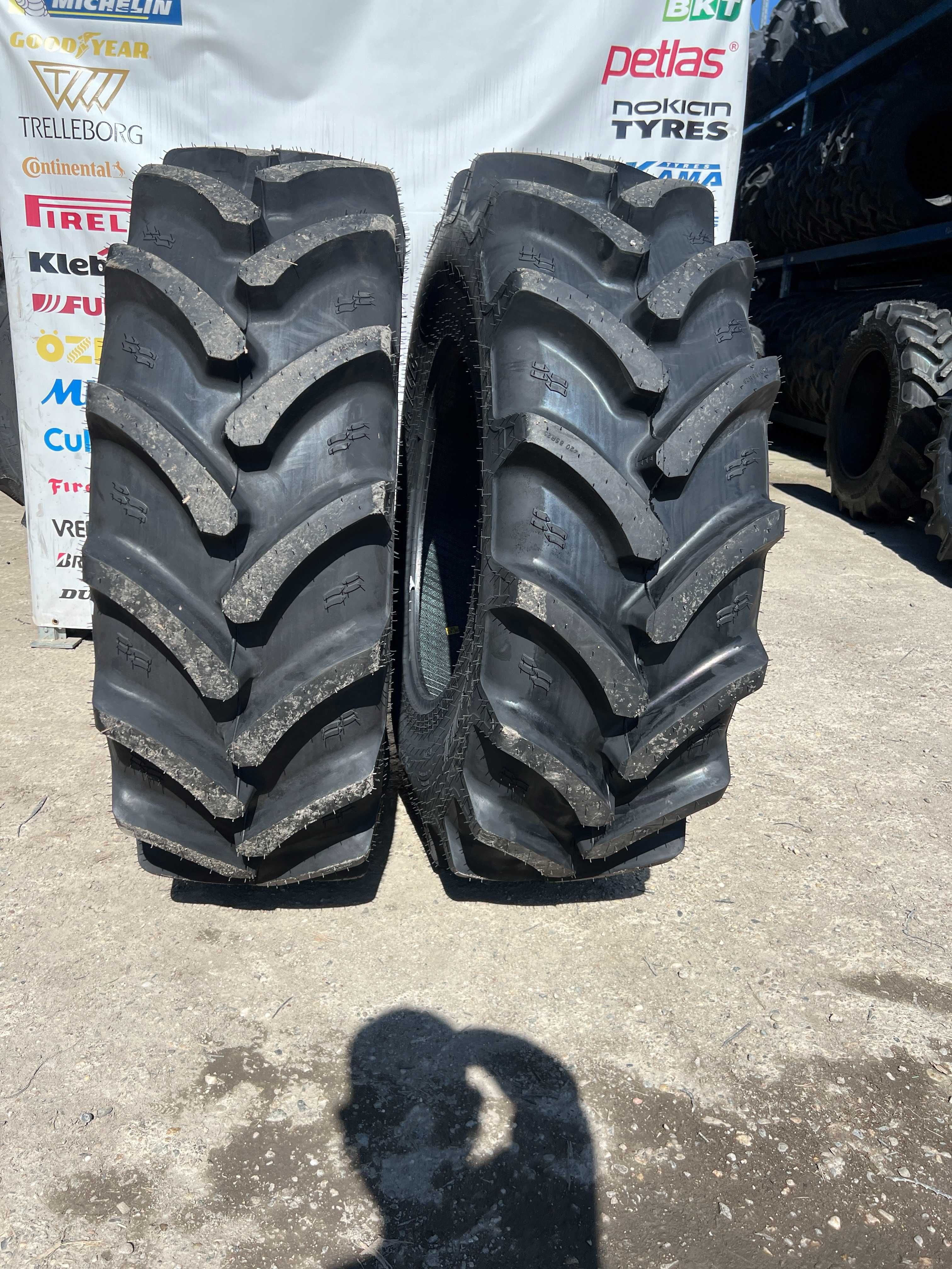 Cauciucuri pentru buldo 420/85R26 noi radiale marca ALLIANCE