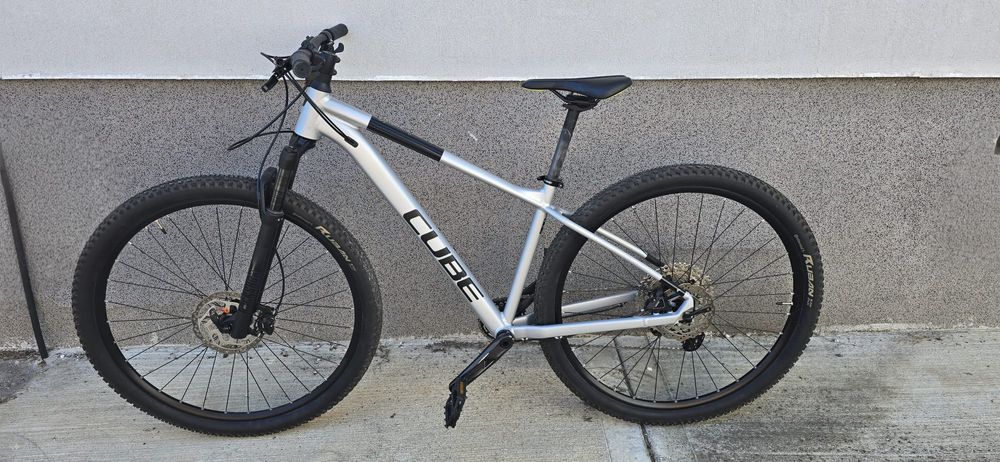 Bicicleta Cube SLX
