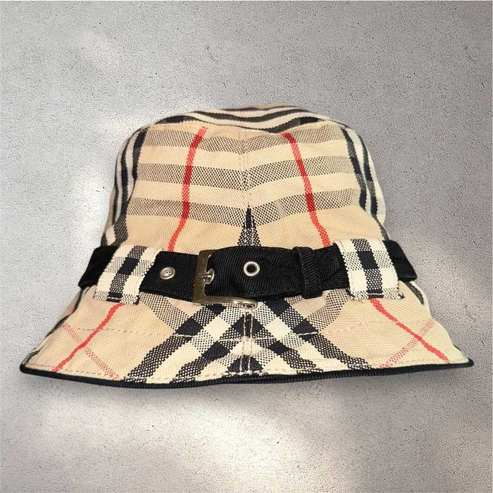 Stussy , burberry шапка идиотка