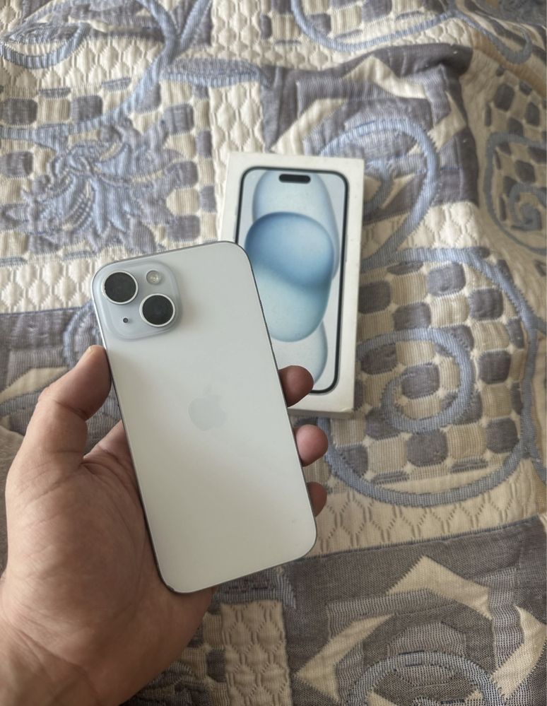 продается iphone 15