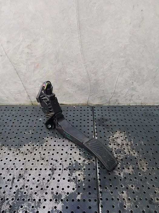 Pedala acceleratie 1.0 b ford puma j2k h1bc9f836a1e