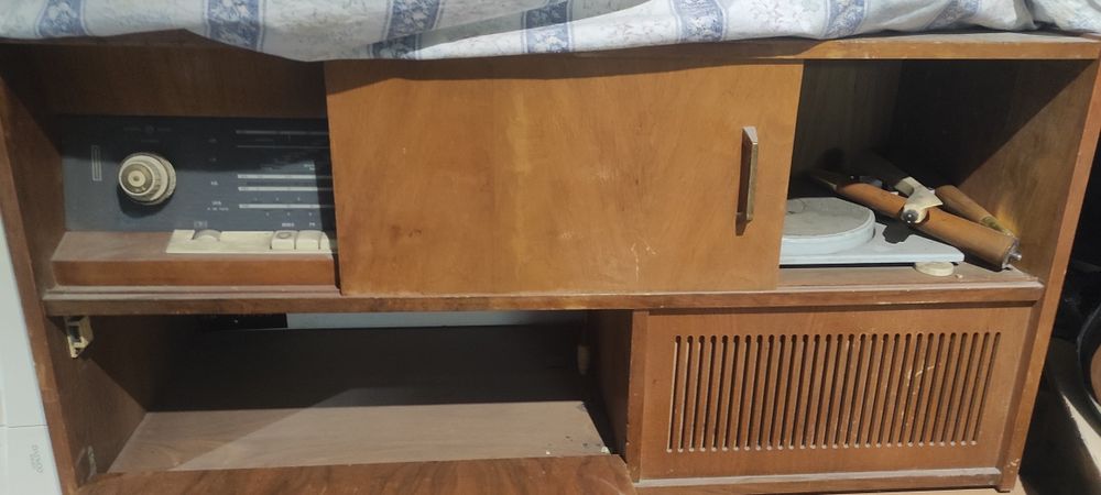 Ретро радио апарат