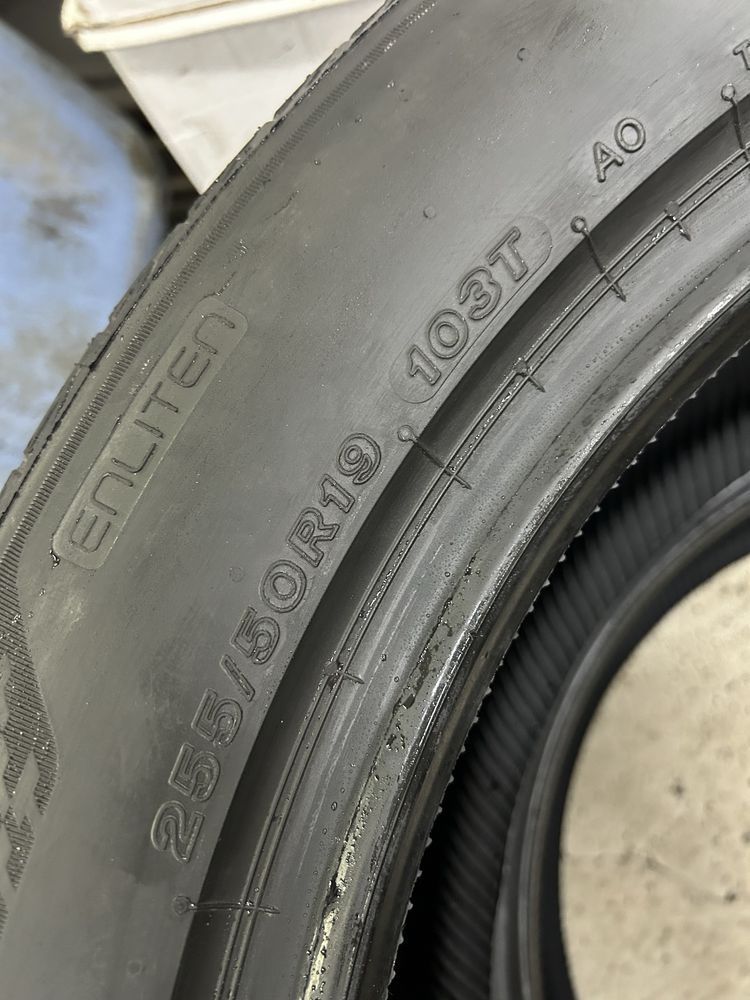 Гуми 235/55/19 и 255/50/19 Bridgestone demo dot 2123