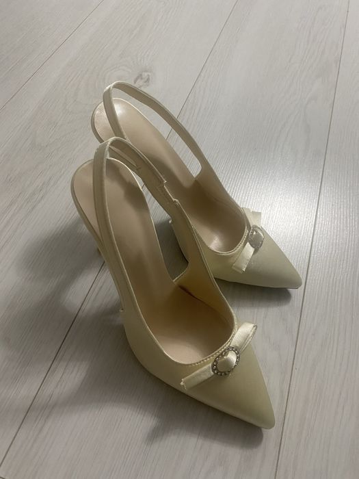 Вечерние новые туфли