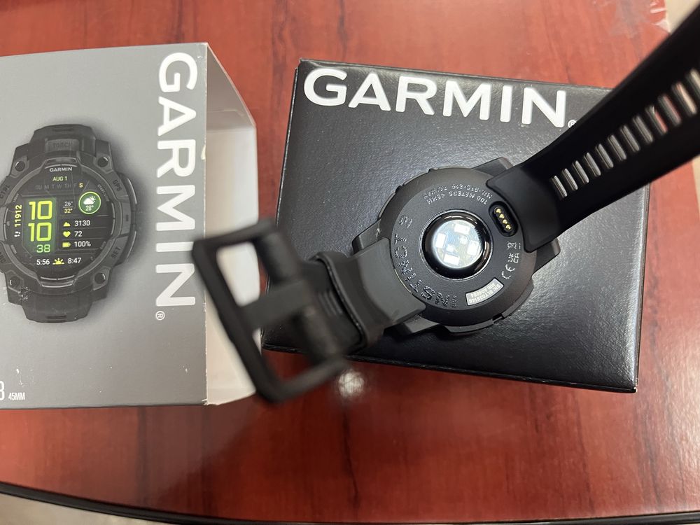 Garmin instinct 3  45 mm Amoled