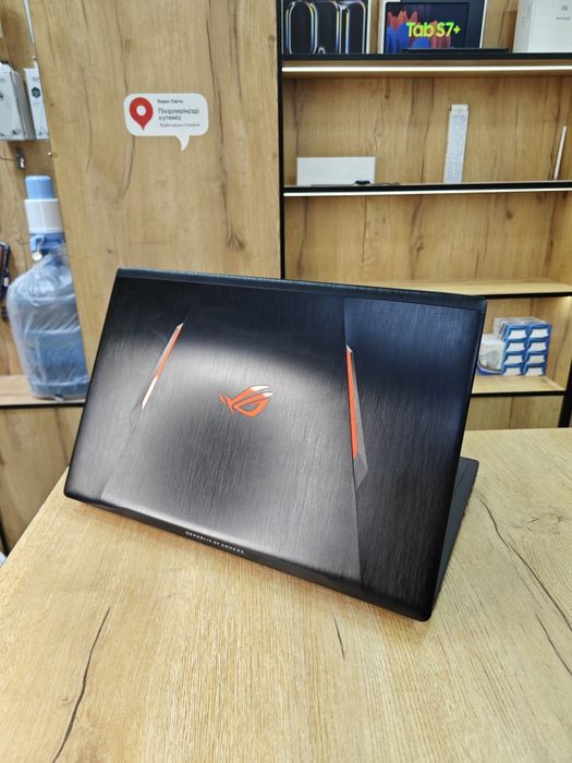 Asus ROG 17 Ноутбук Игровой | Intel Core i7 | GTX 1050 4гб
