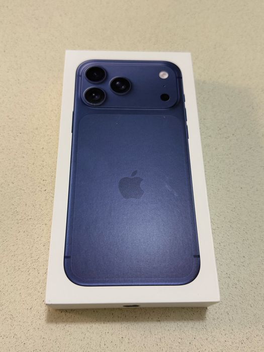 iPhone 17 Pro Max-нов,фабрично запечатан,САЩ,E-SIM