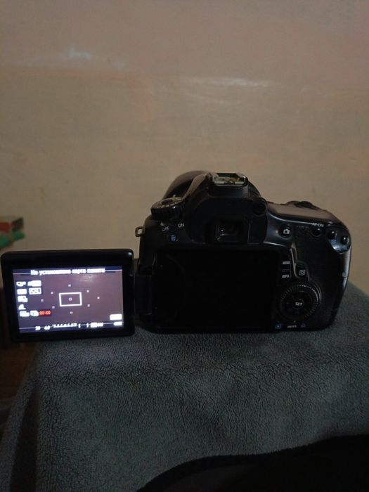 Canon EOS 60D Kamero
