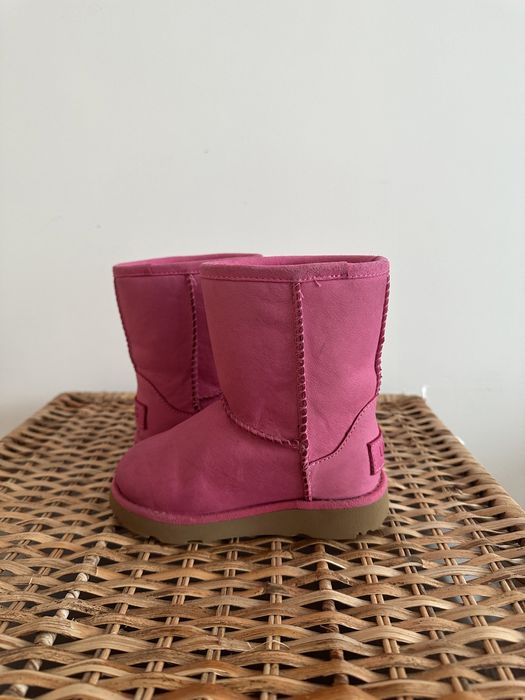 Детски ботушки UGG - размер 25