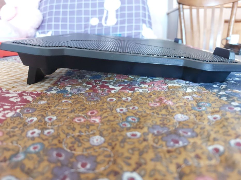 Охладителна подложка за лаптоп Canyon