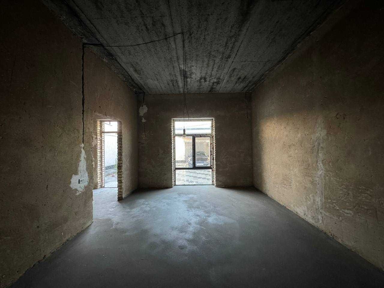 2,5 sotiqli karobka holatdagi hovli sotiladi.rasrochka