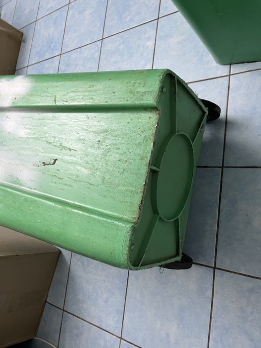 Мусорное ведро 120 л