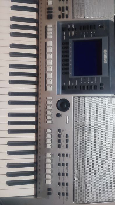 Yamaha psr s700 продам.