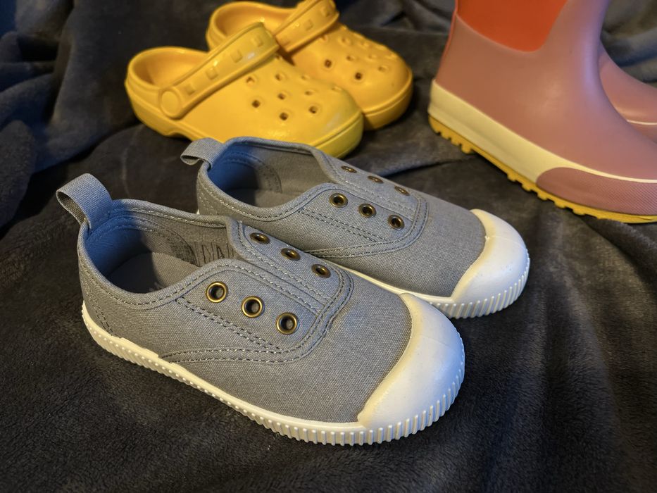 обувки, пантофи 24 размер