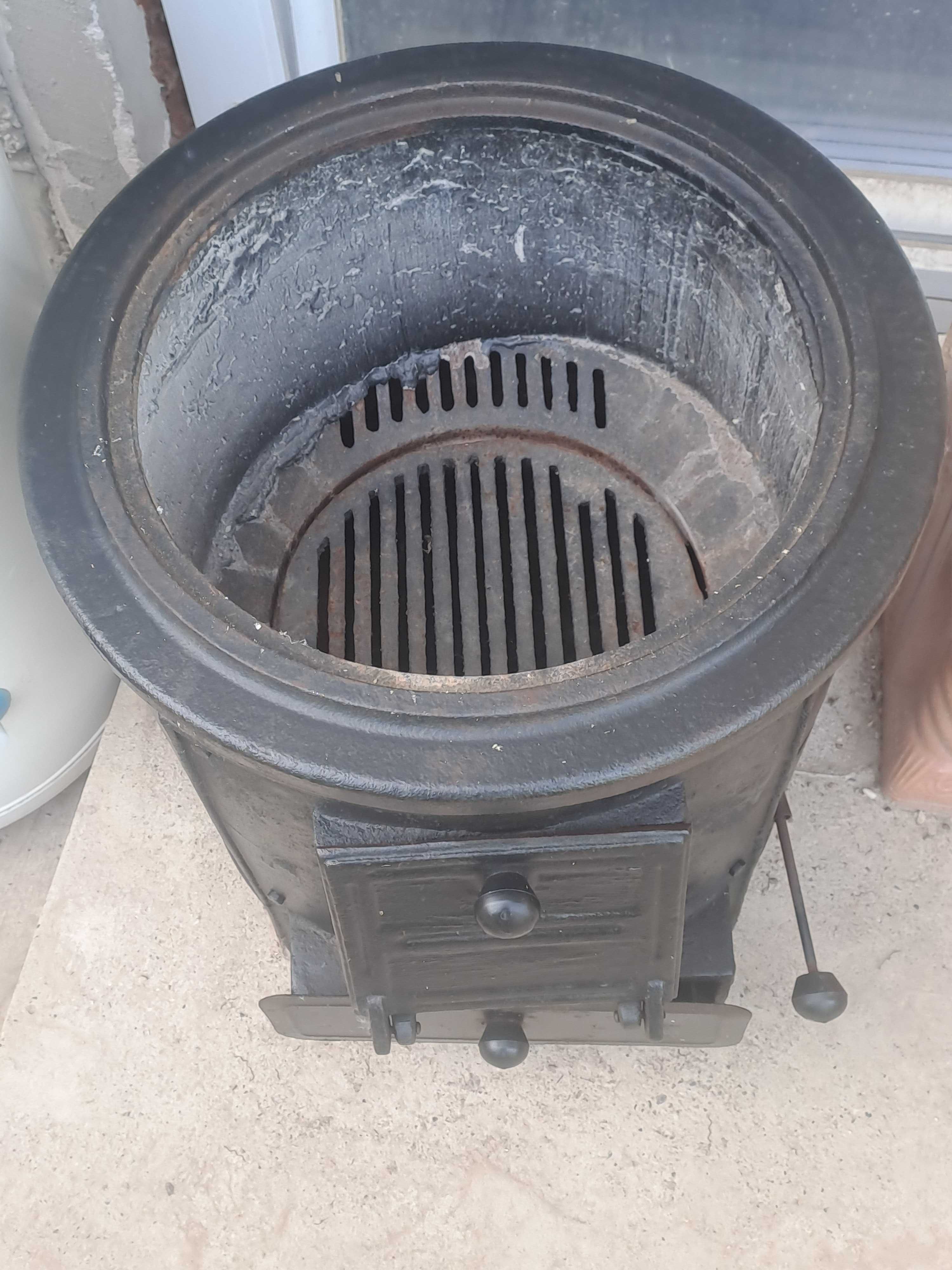 1 Boiler inox - folosit 2 ani + 1 Boiler zincat - nefolosit