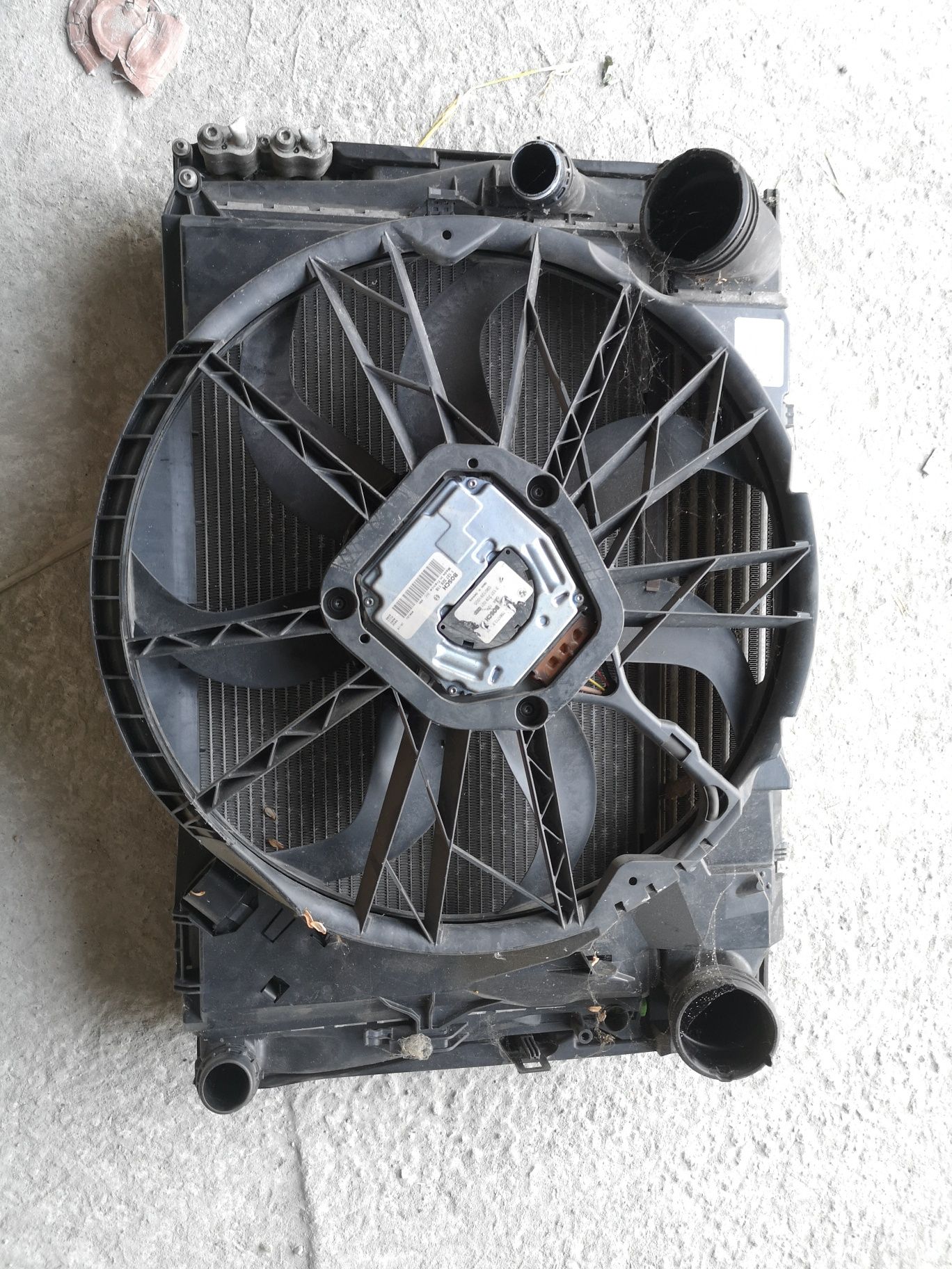 Ventilator 3.0 bmw e90 e91 e92 e93 2009