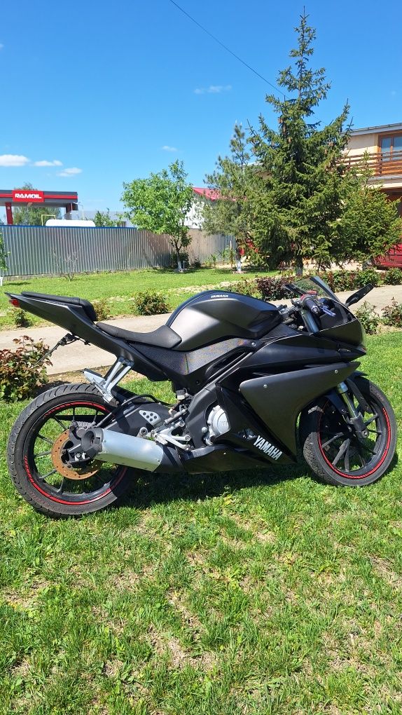 Vând yamaha yzf R125 gen 2