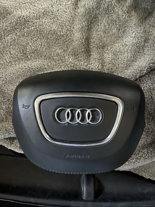 Audi волан с кожен ейрбег