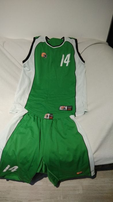 Compleuri , echipament baschet, volei