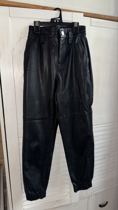 Черен кожен панталон