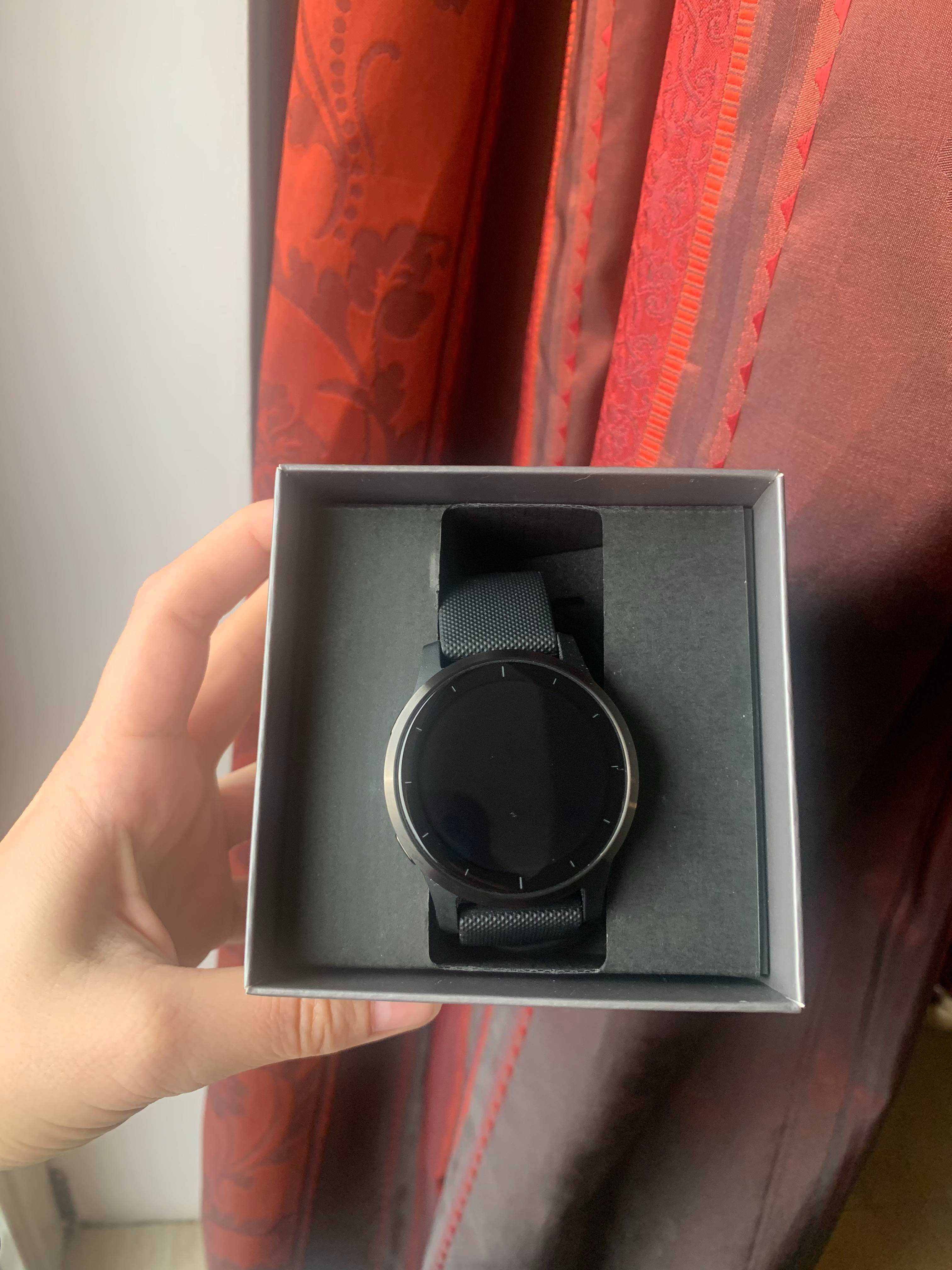 Vând smartwatch Garmin Vivoactive 4