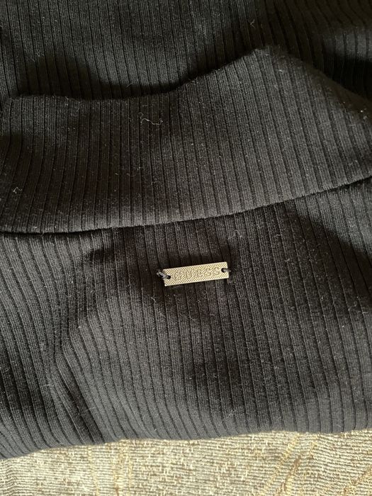 Rochie Guess mărime 36 / S neagra mulata