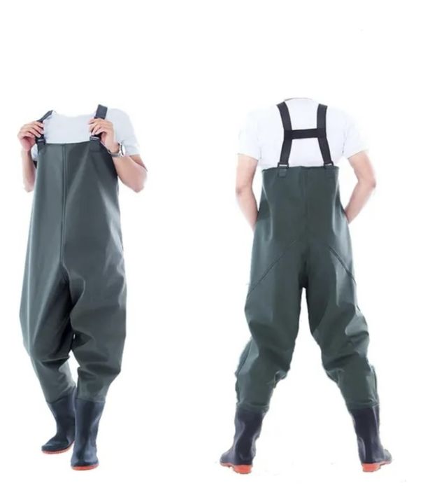 Комбинезон и чуни для рыбалки