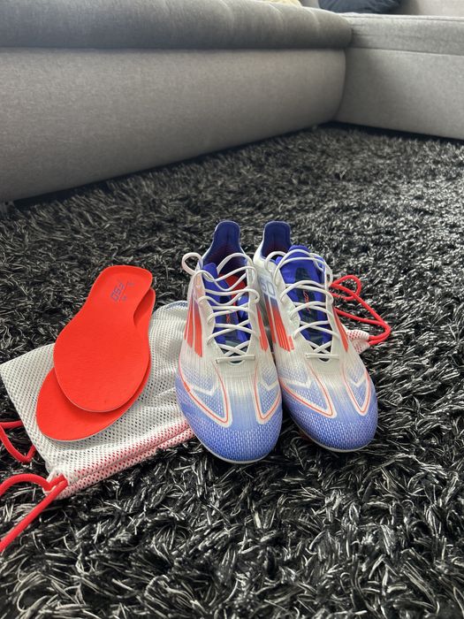 Ghete fotbal adidas F50 profesionale, marime 43 1/3