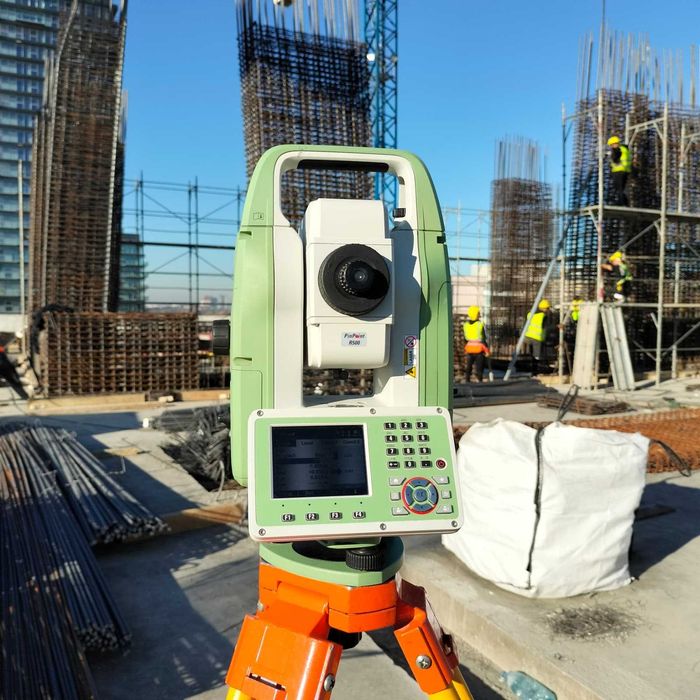 Firmă specializată în măsurători topografice