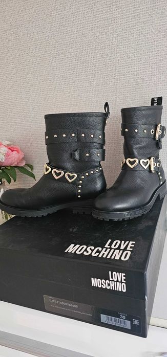 Боти Ест.кожа Love Moschino