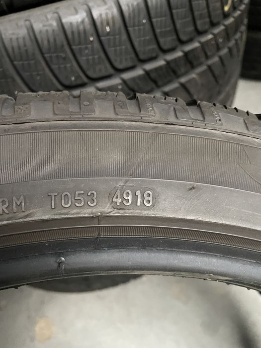 Anv m+s 255/40/21 Pirelli