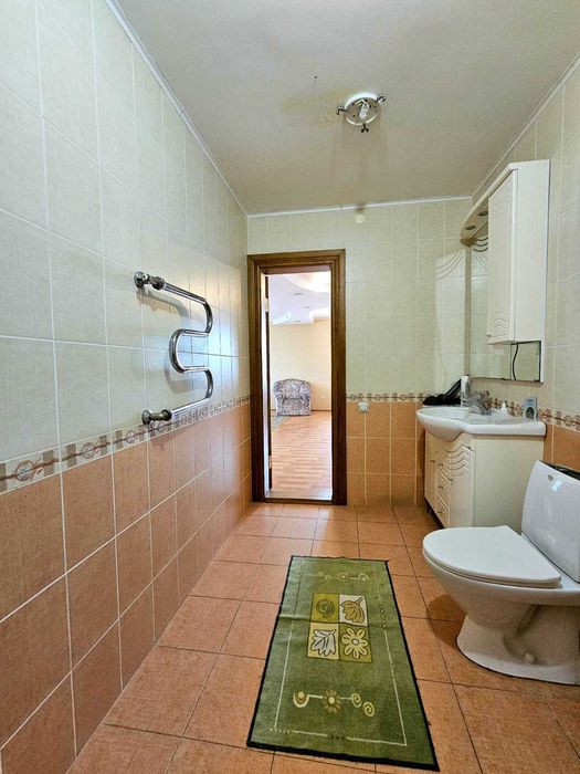 продается дом Тепличная