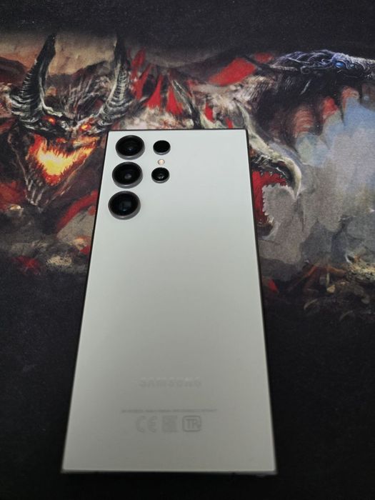 Samsung Galaxy S24 Ultra 12/256гб