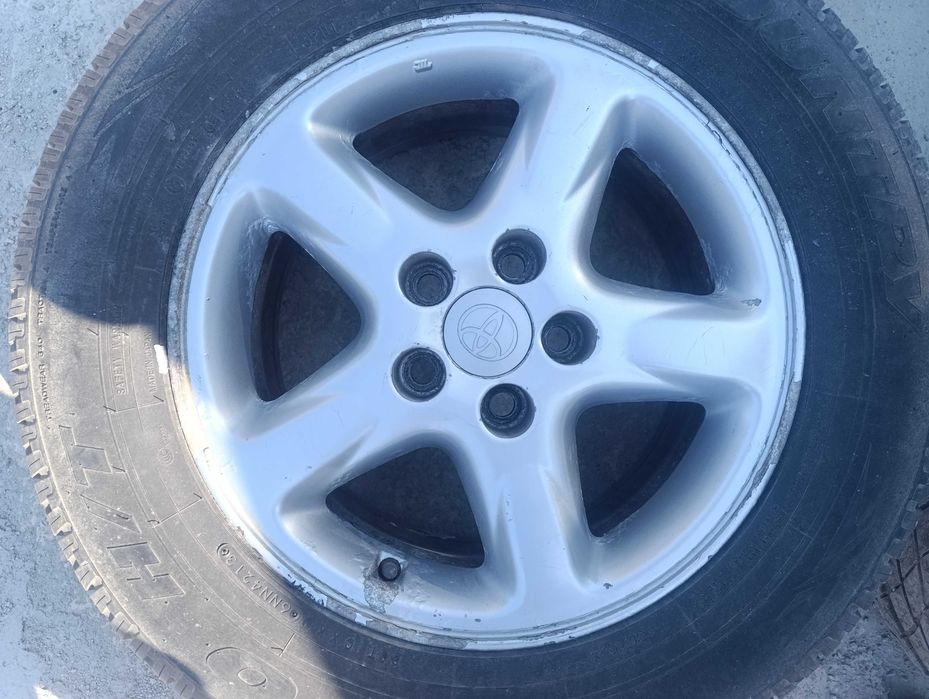 Джанти с гуми 16 цола 5х114,3 за Тойота / Toyota RAV 4