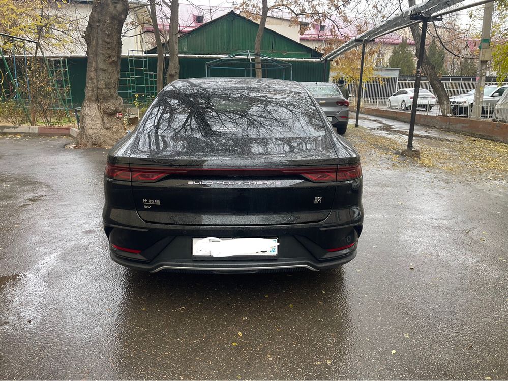 Byd xan han 506km