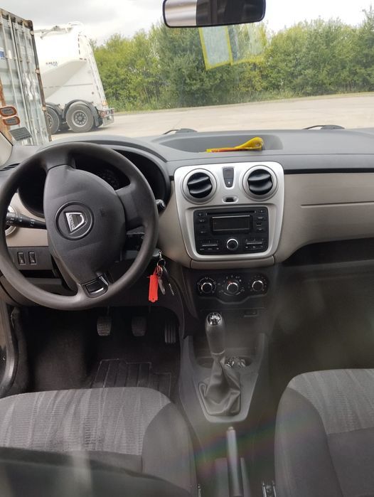 Vând Dacia lodgi