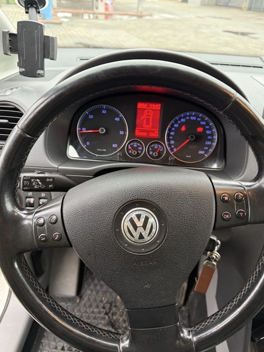 Caddy Max  2.0 / Vand sau schimb 140 cp 7 locuri