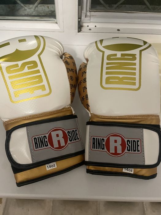 Перчатки для бокса