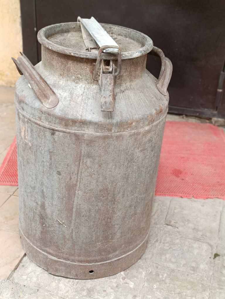 Фляга  железная.