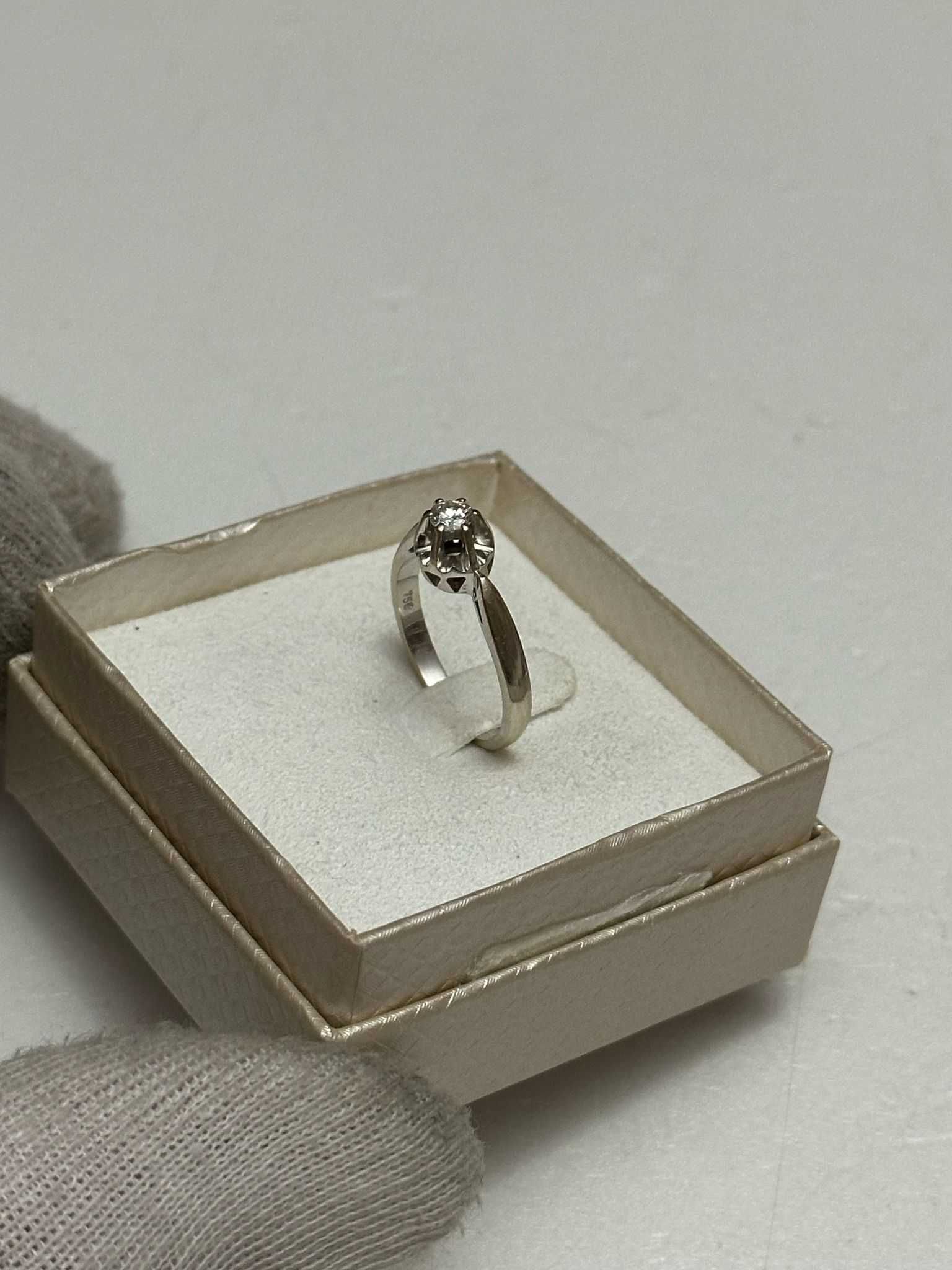 INEL AUR alb 18K + 1 Diamant = 0.20ct. - De logodna - Solitaire - 3.7g