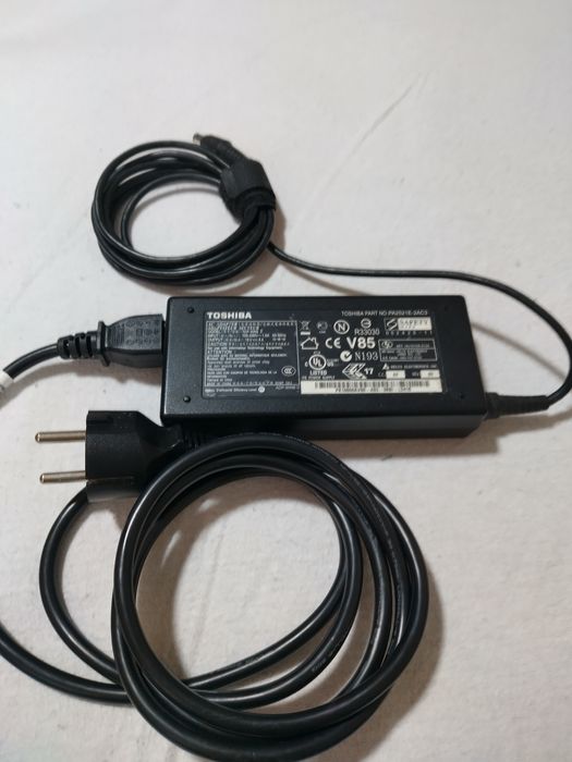 Încărcător original TOSHIBA