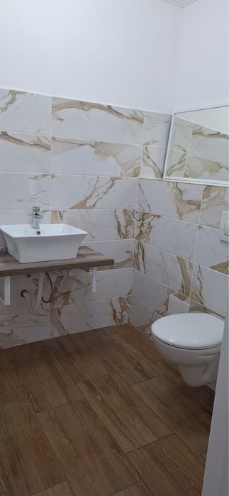 Ofer spatiu comercial spre inchiriere