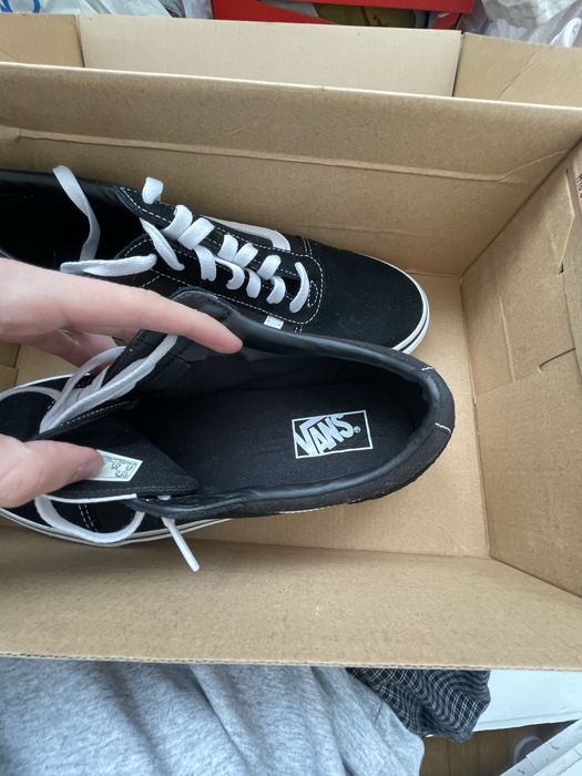 vand old skool noi nepurtati