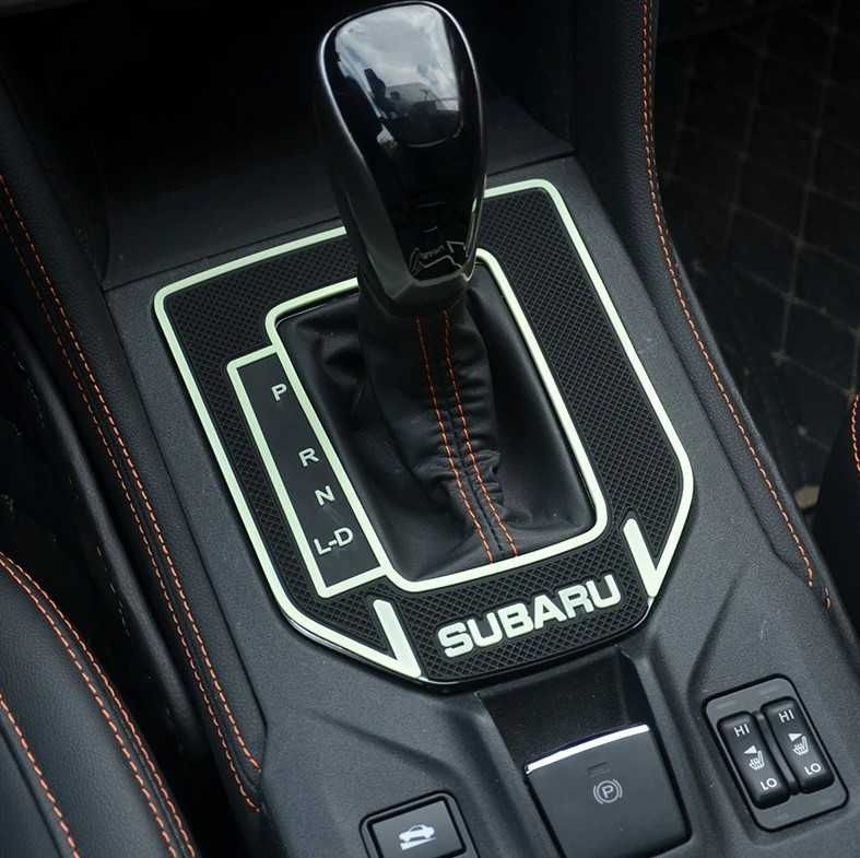 Накладка на панель АКПП Subaru