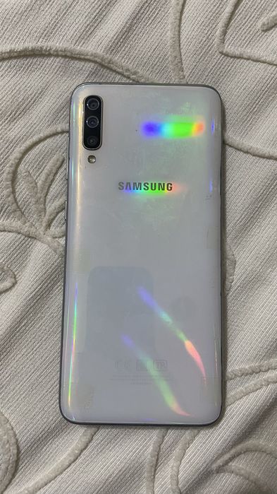 Samsung A70 сатылады