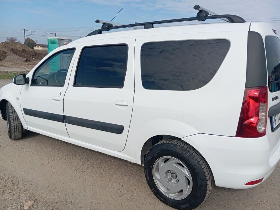 Vând Dacia Logan MCV 1.5dci
