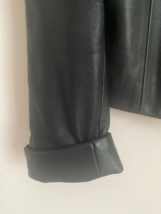 Дамско кожено яке